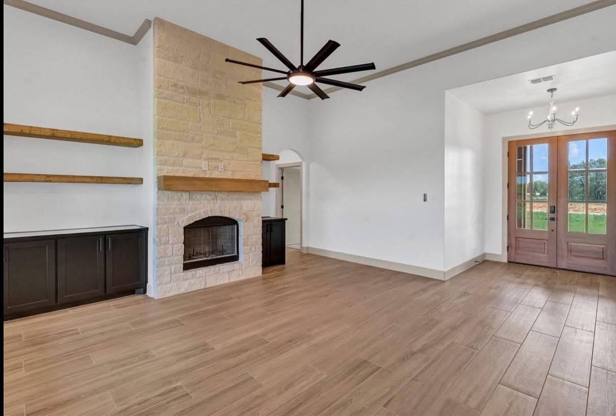 Luxury home detail 1